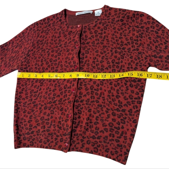 AC Autumn Cashmere Cardigan Cropped Red Cheetah Sweater 3/4 Sleeve M Mob Wife - Picture 6 of 8